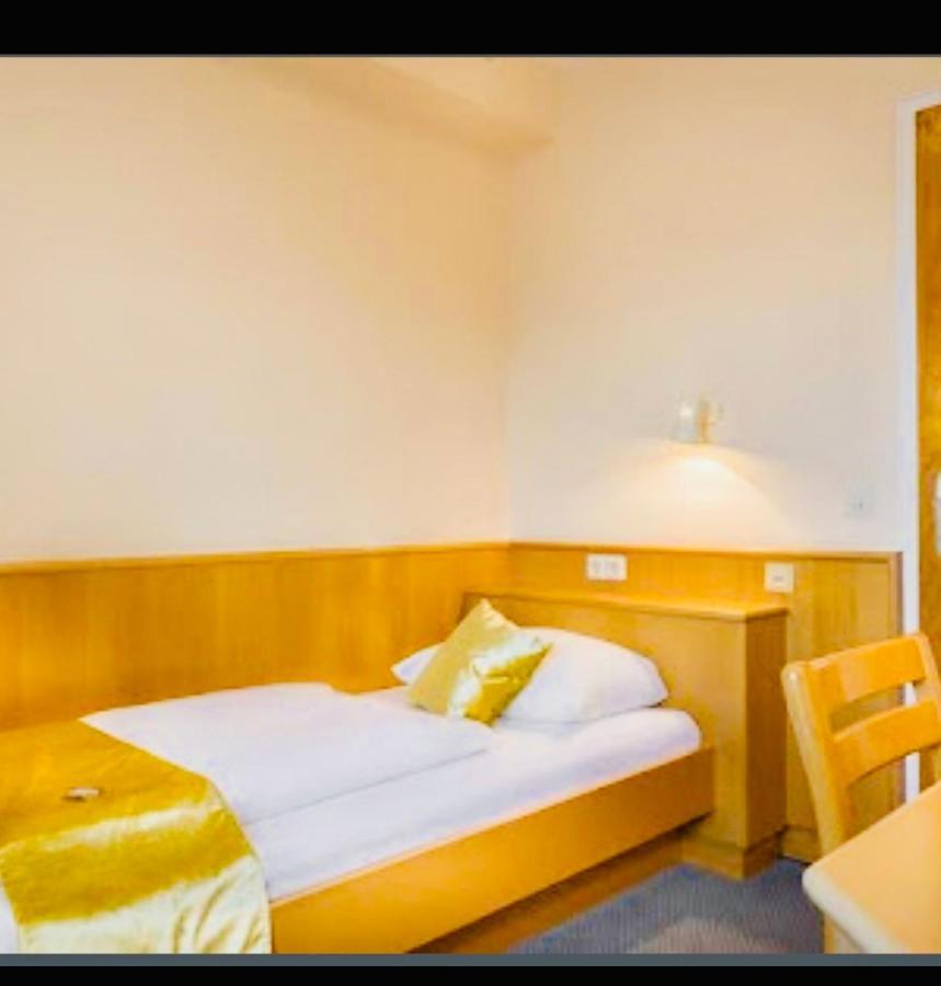 Mc Hotel Karlsruhe Extérieur photo