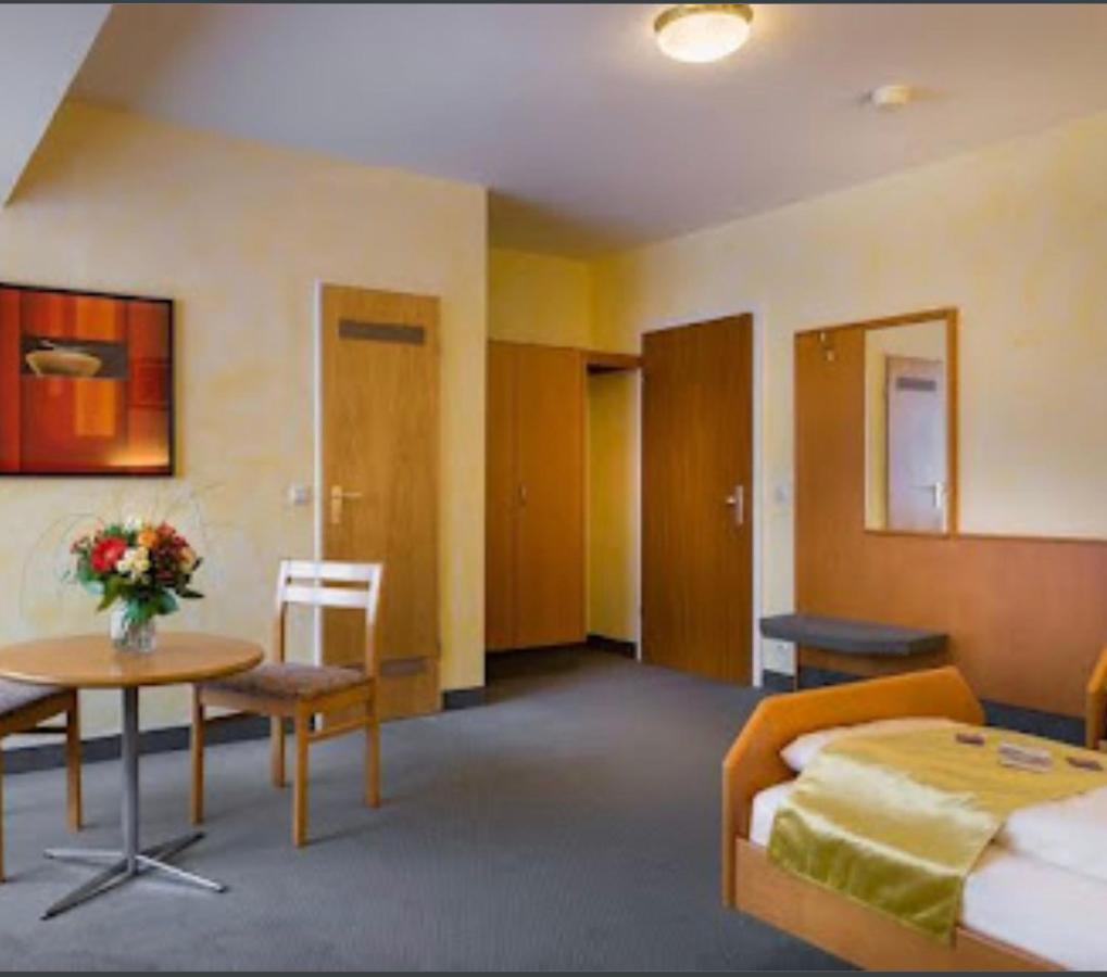 Mc Hotel Karlsruhe Extérieur photo