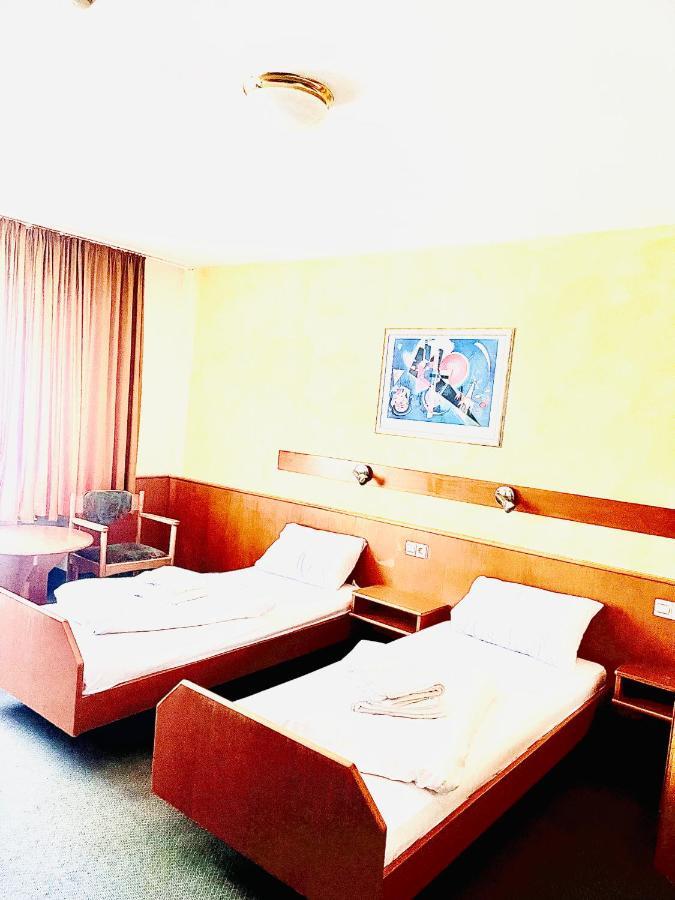 Mc Hotel Karlsruhe Extérieur photo