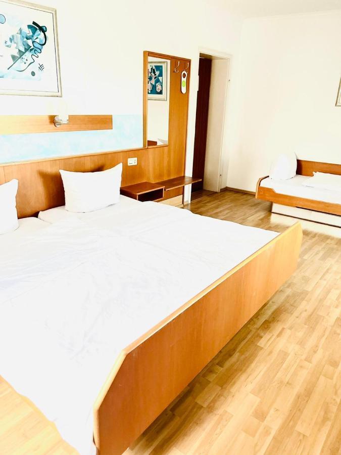 Mc Hotel Karlsruhe Extérieur photo