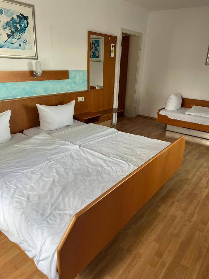 Mc Hotel Karlsruhe Extérieur photo